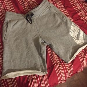 Nike shorts low price